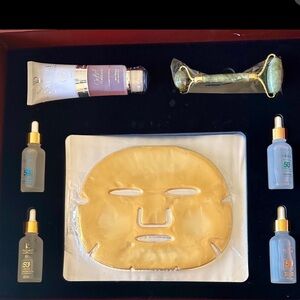 Predire Paris The Essentials Skincare Set